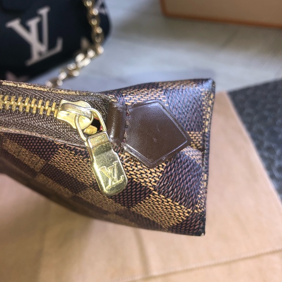 SOLD Authentic LV Damier Ebene Cosmetic Pouch - Picture 8 of 16